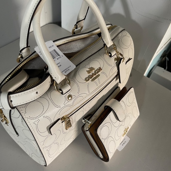 Coach purse and wallet - Picture 3 of 4